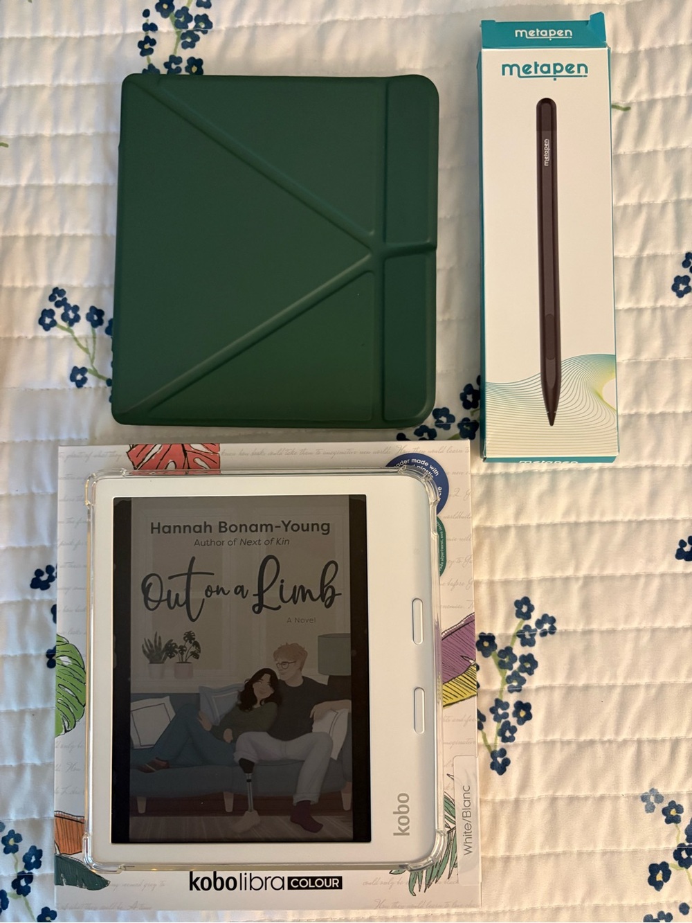 Kobo Libra Color with 2 Cases and MetaPen Stylus
